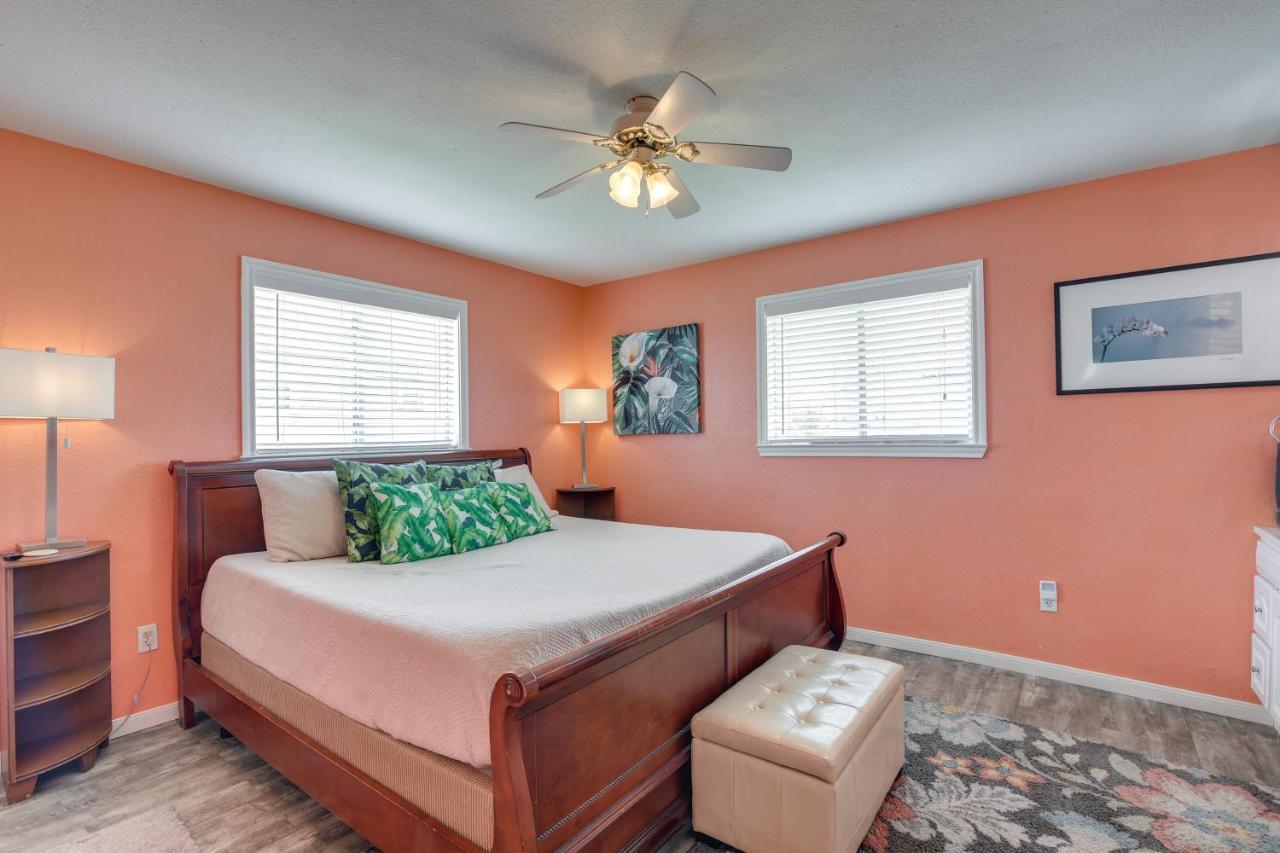 Surfside Beach Home With Deck 300 Feet To The Gulf! Exterior foto